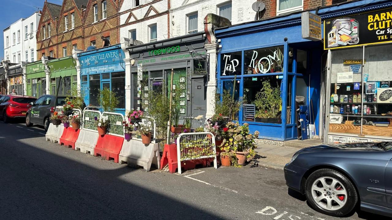 North London A Spacious 7 Bedroom House Accommodating Up To 18 People Complete With Own Gym And Table Tennis Londres Exterior foto
